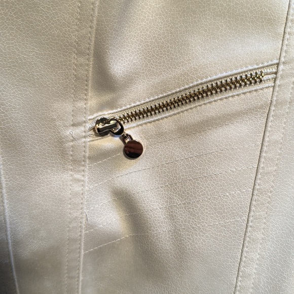 Leather Jacket - Picture 4 of 4